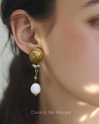 Cassis de Rouge Vintage jewelry #005