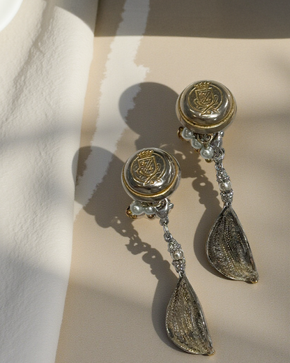 Cassis de Rouge Vintage jewelry #006