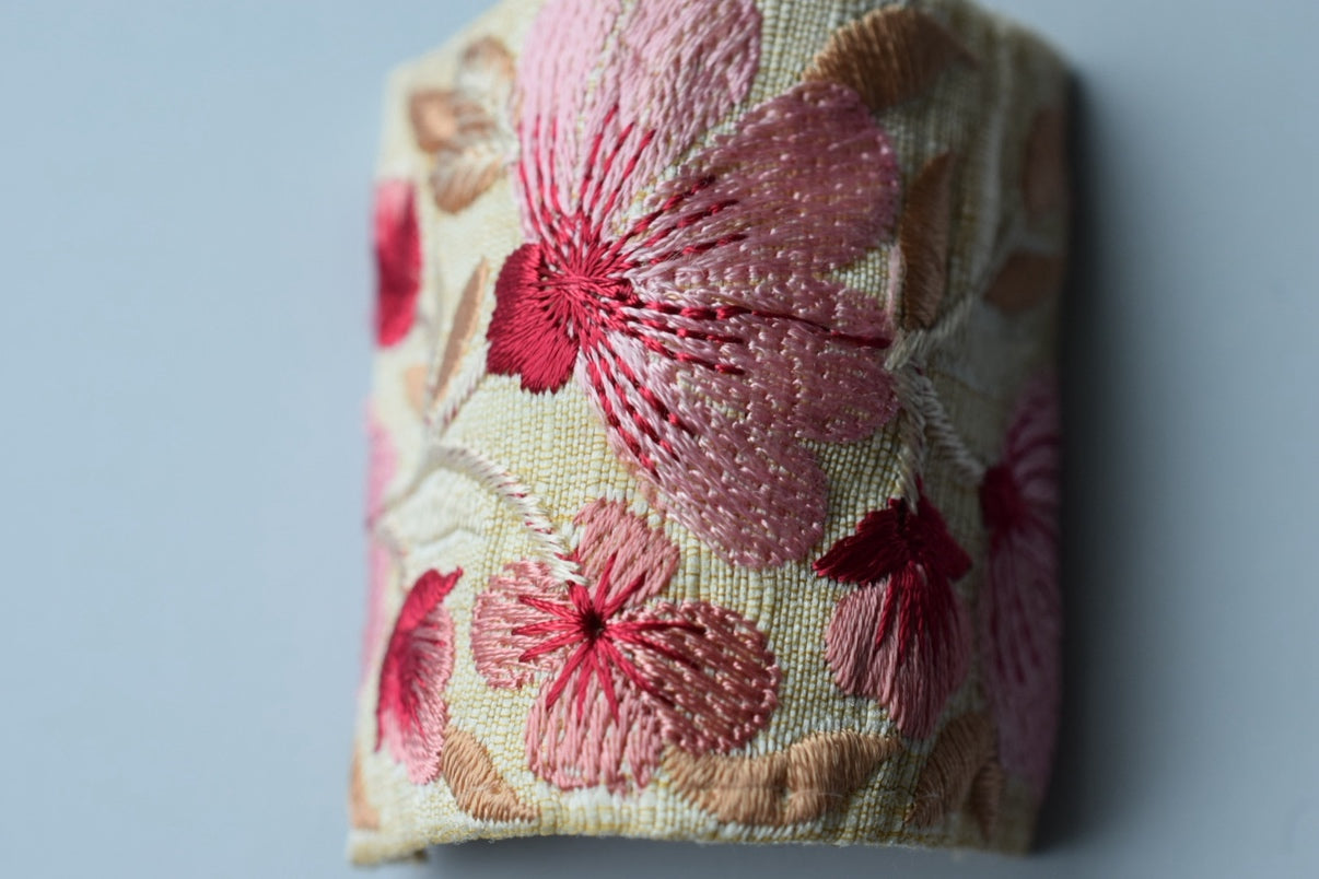 hair accessory 320